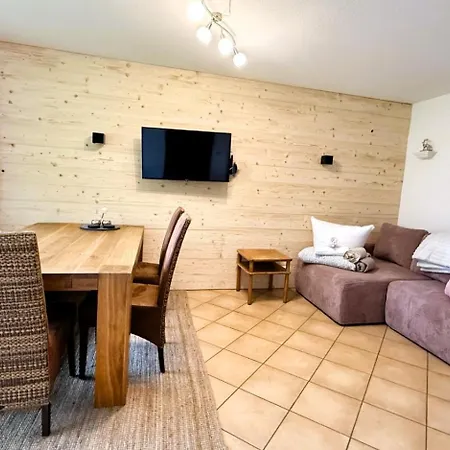 Aigisblick Mit Pool Und Sauna, Direkt Am Skihang *