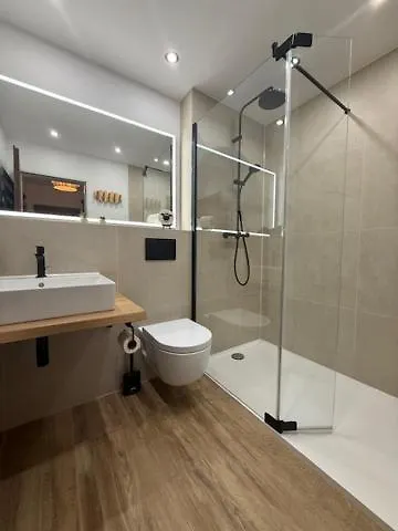 Aigisblick Mit Pool Und Sauna, Direkt Am Skihang * Missen-Wilhams